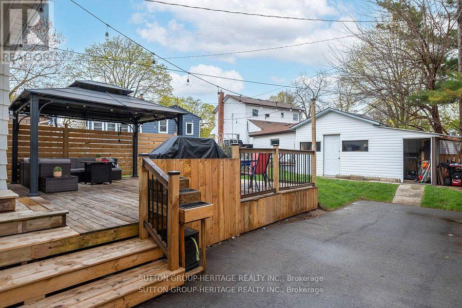 34 MAPLE STREET - 24