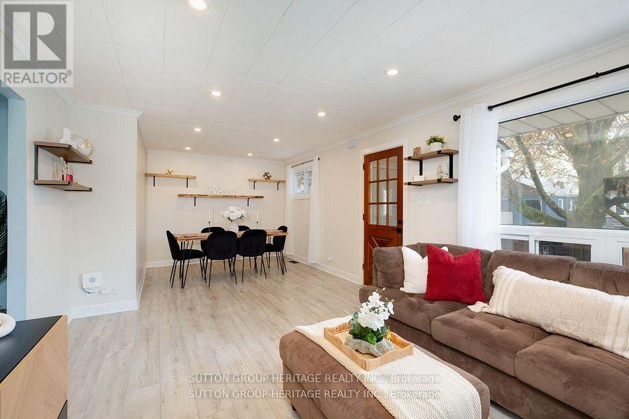 34 MAPLE STREET - 6