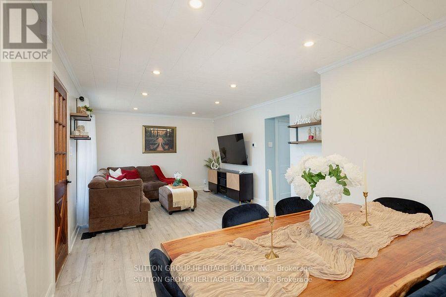 34 MAPLE STREET - 9