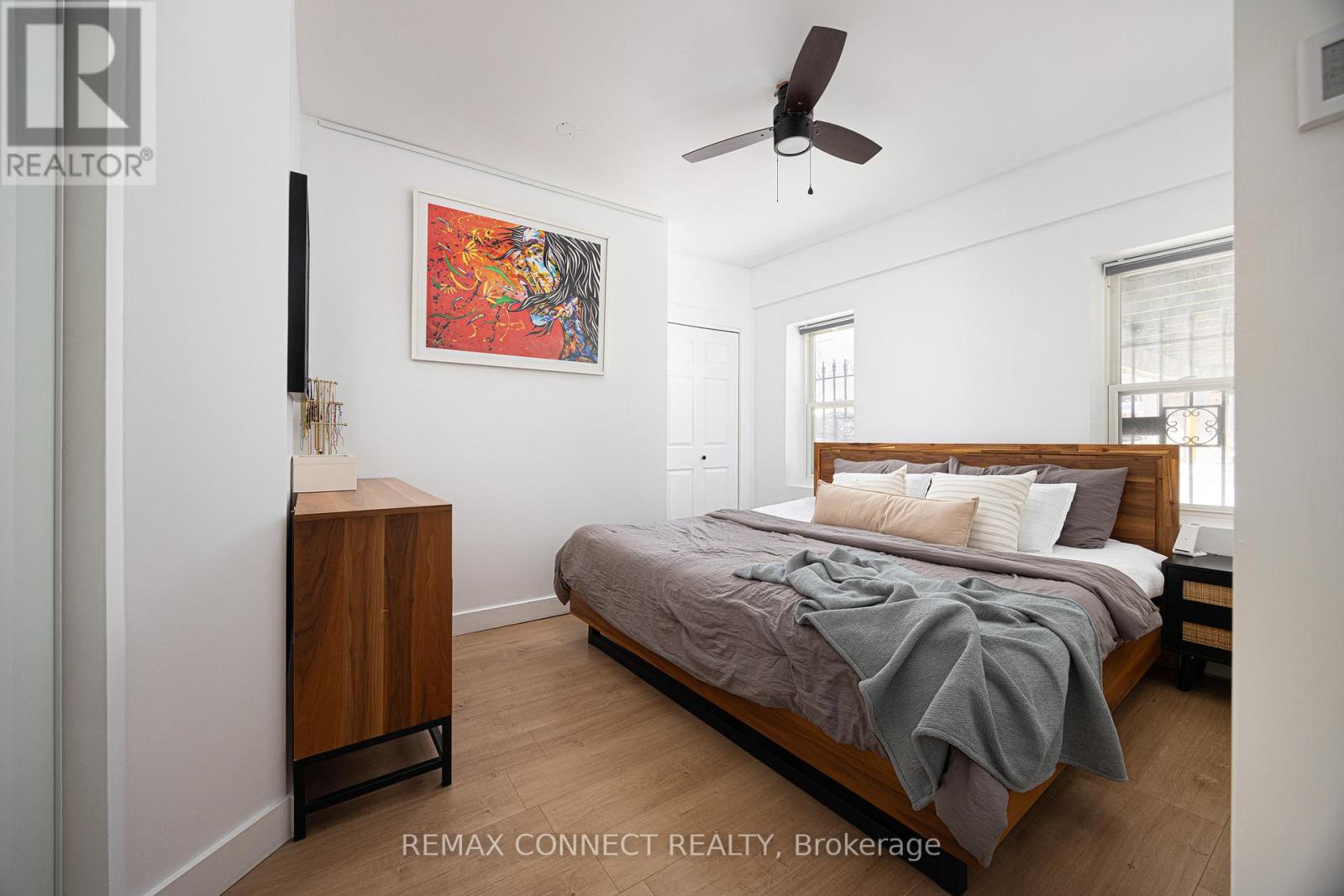 #106 99 COLEMAN AVENUE - 22