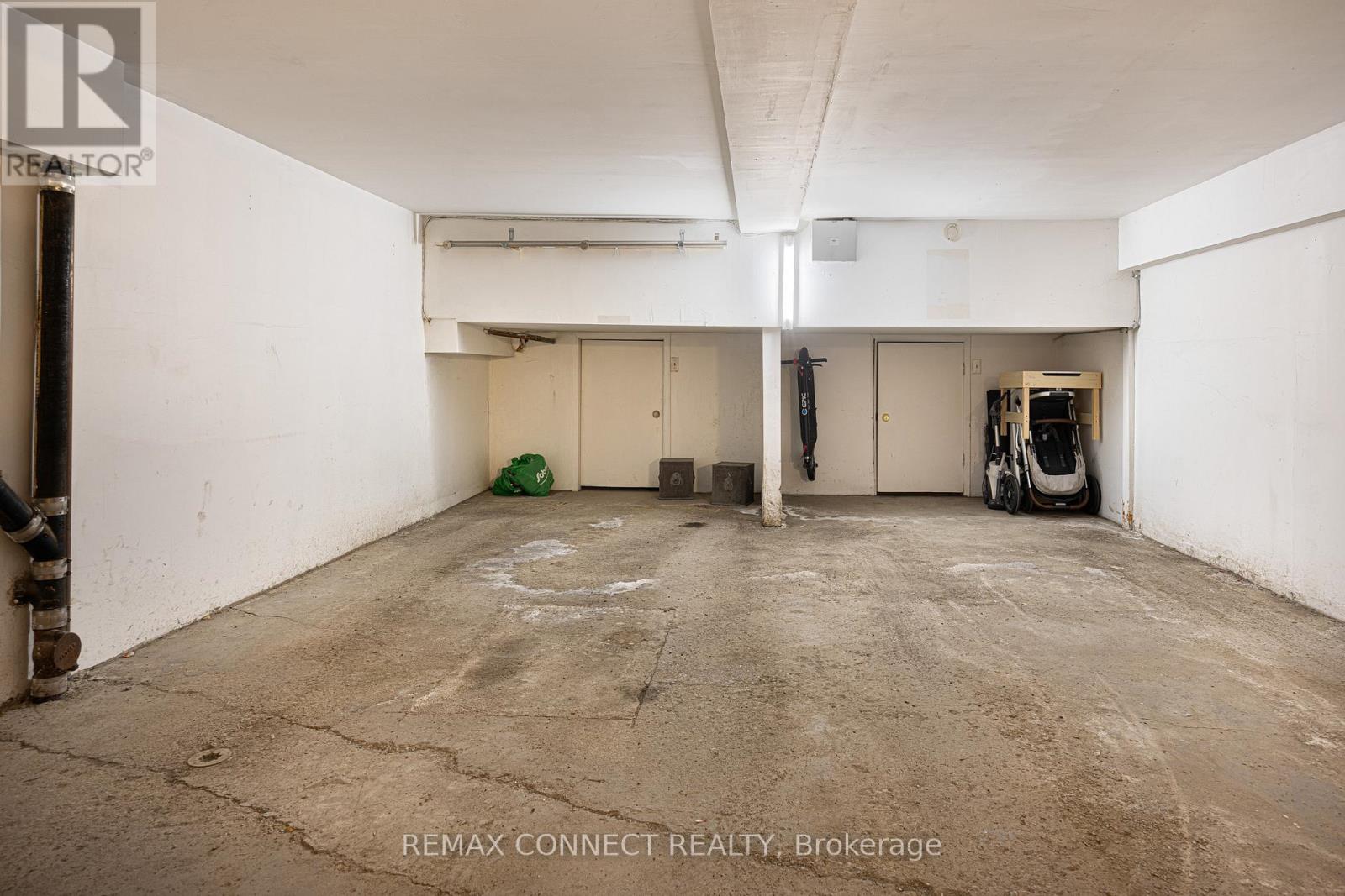 #106 99 COLEMAN AVENUE - 32