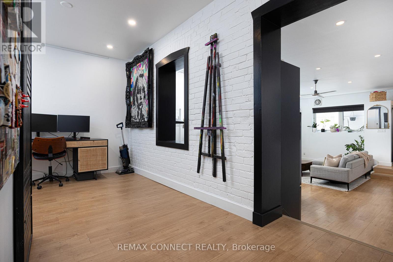 #106 99 COLEMAN AVENUE - 35