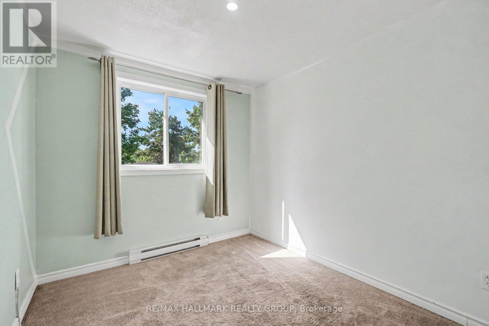 #101 3045 OLYMPIC WAY - 18