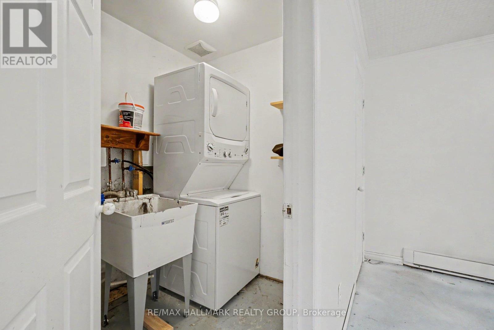 #101 3045 OLYMPIC WAY - 28