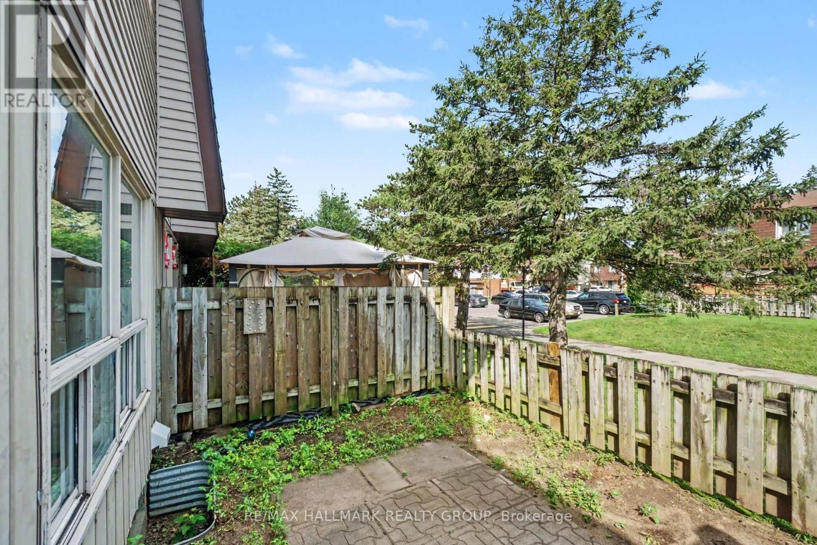 #101 3045 OLYMPIC WAY - 29