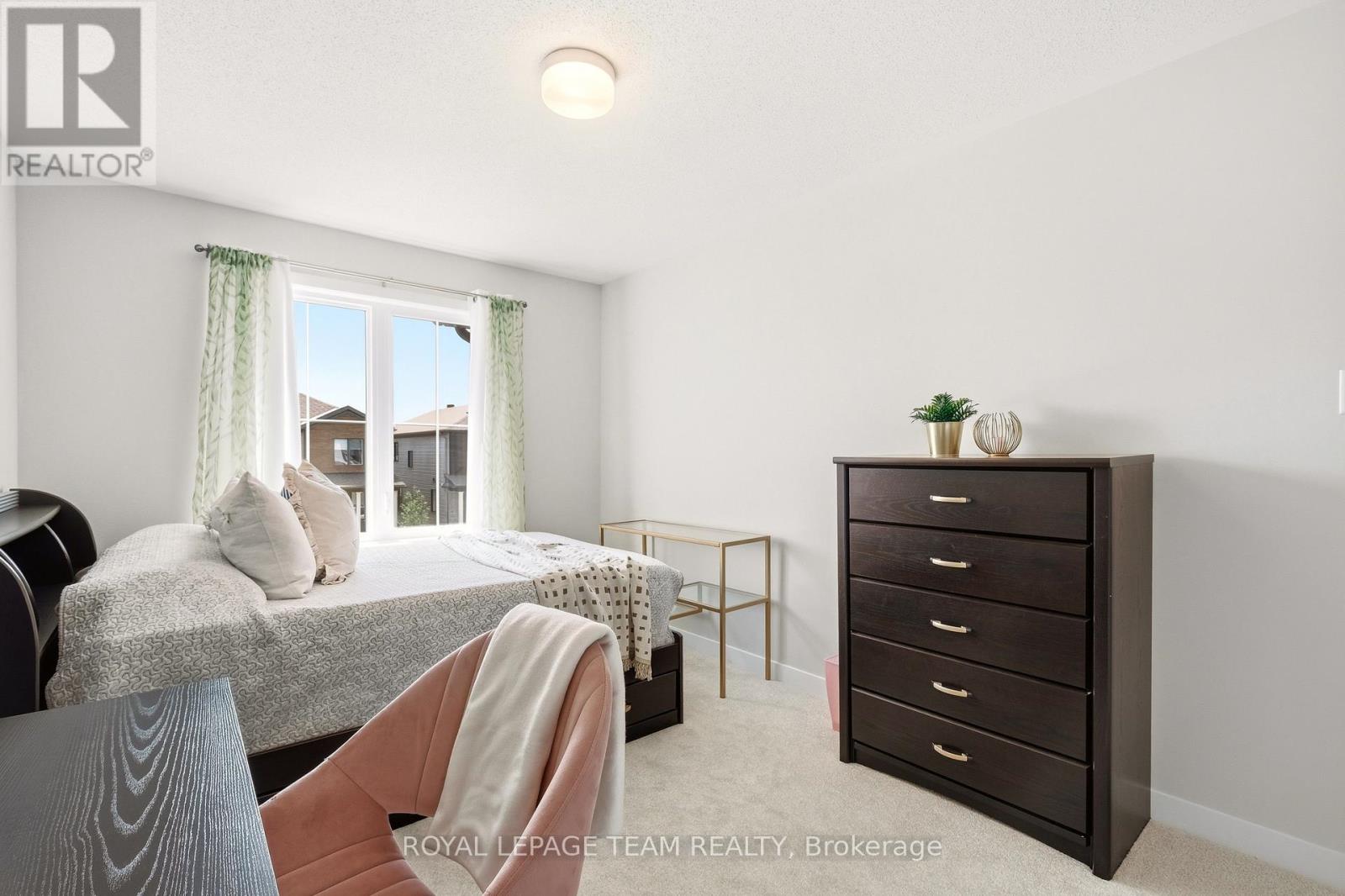 184 ROBERT PERRY STREET - Image 26