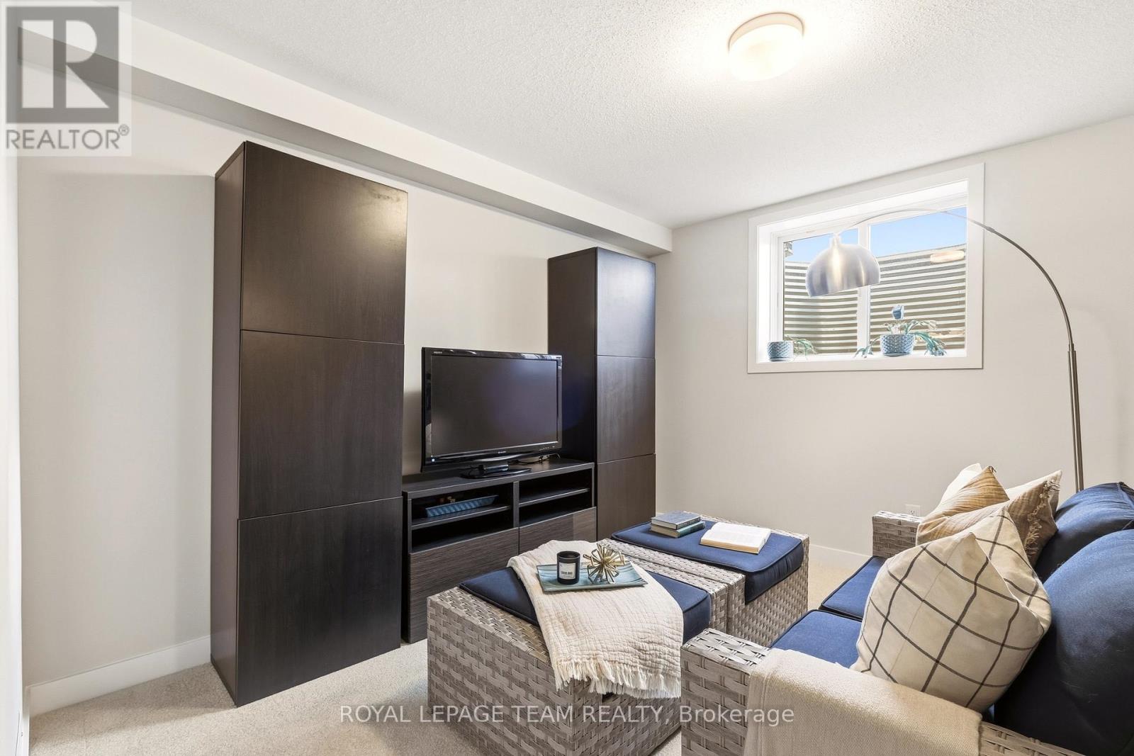 184 ROBERT PERRY STREET - Image 31