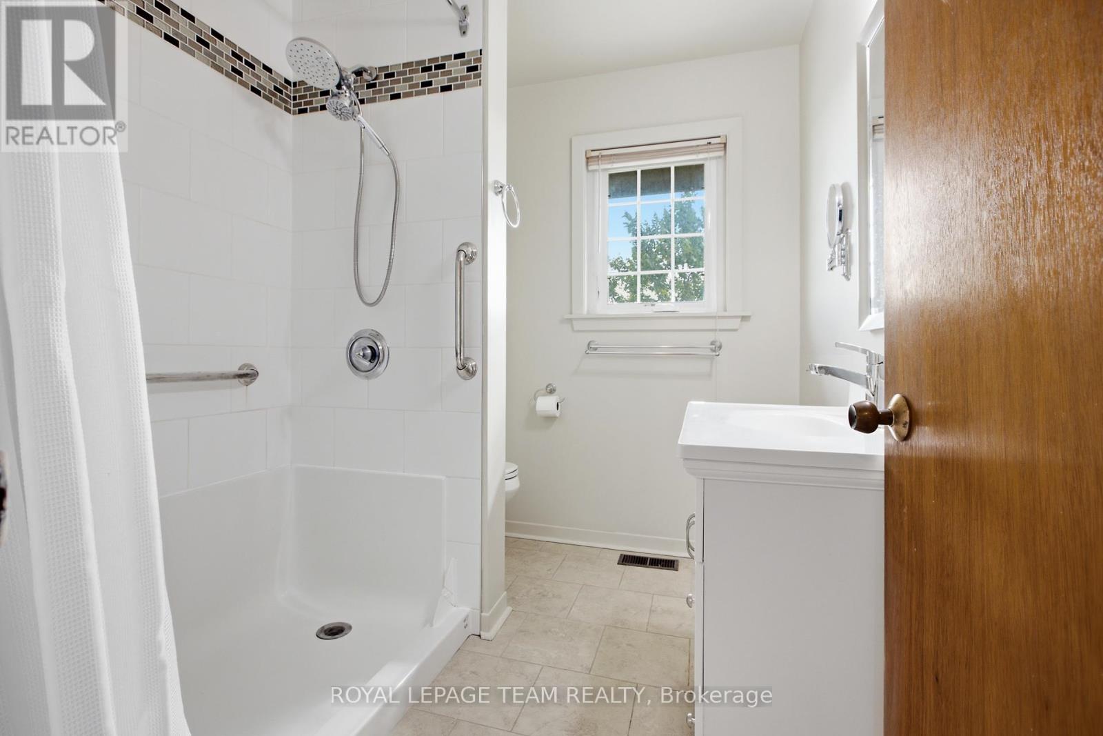 1020 RIDDELL AVENUE S - 16