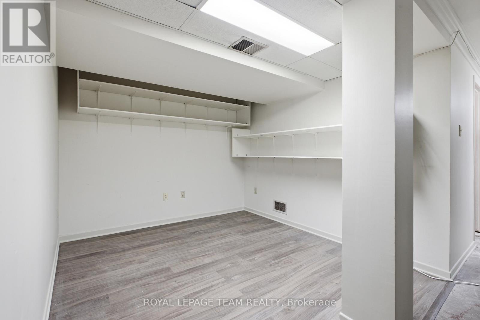 1020 RIDDELL AVENUE S - 25