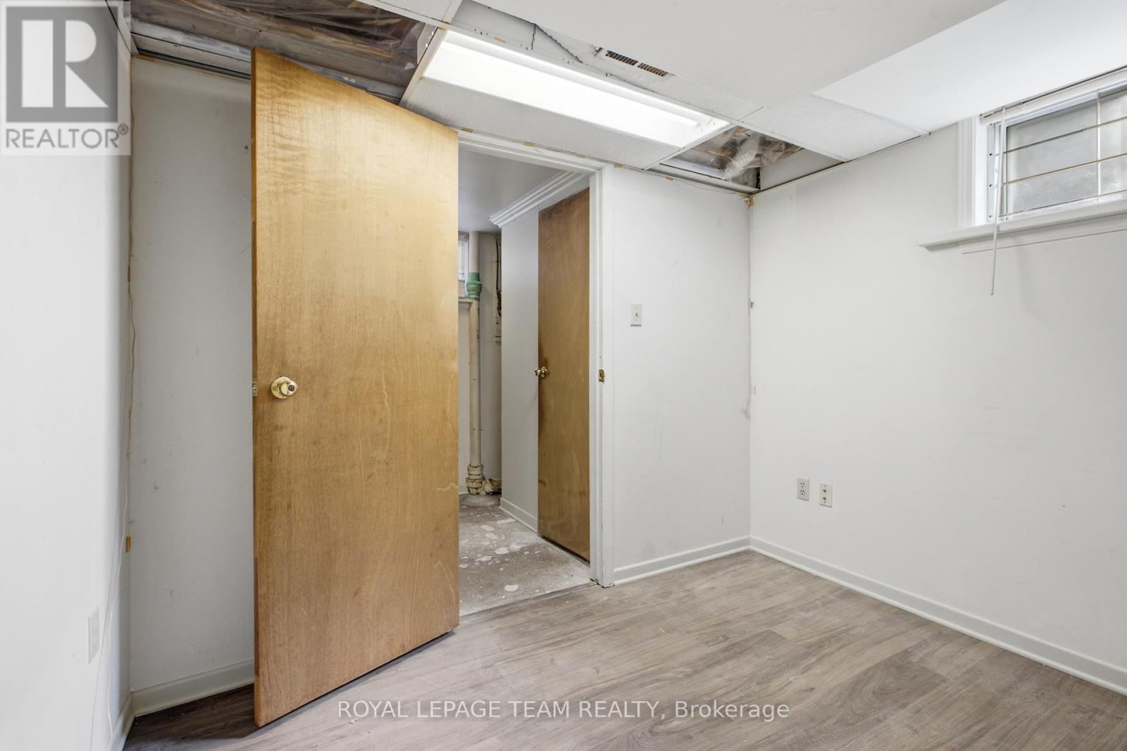 1020 RIDDELL AVENUE S - 27
