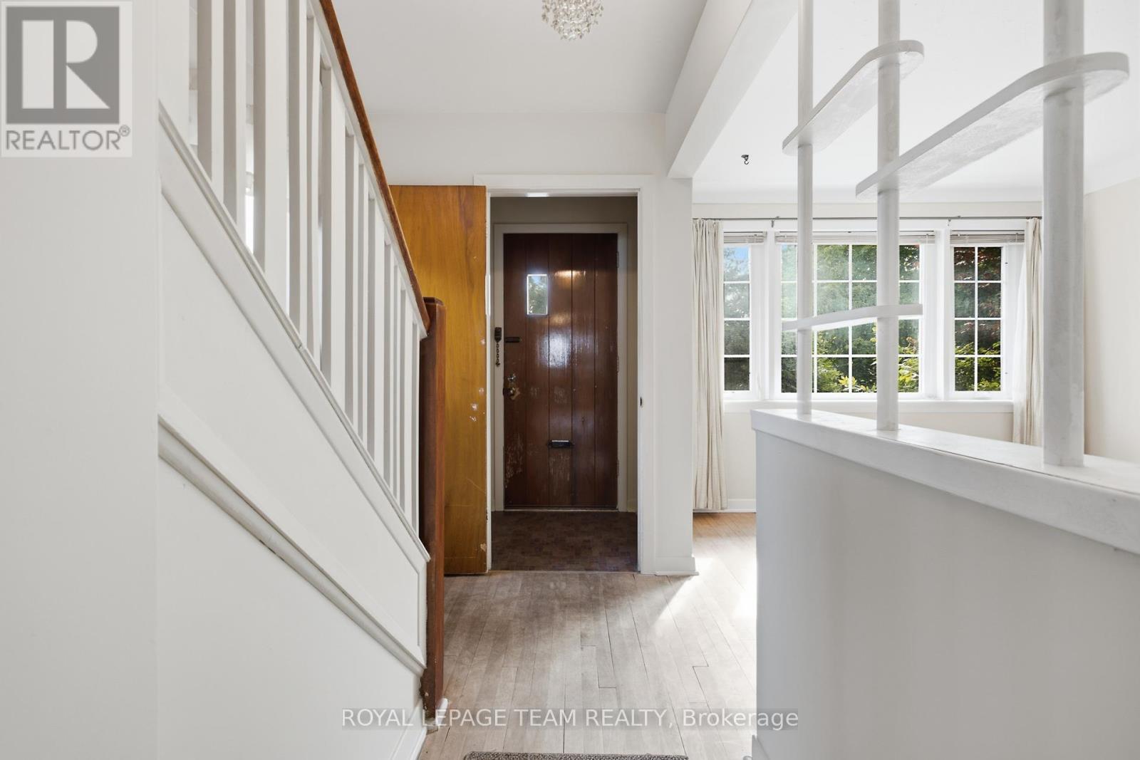 1020 RIDDELL AVENUE S - 3