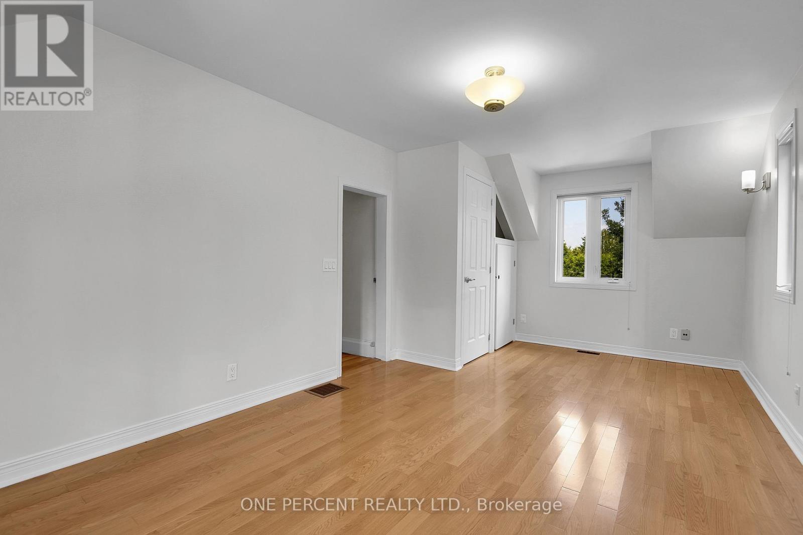 6 Bed, 2 Bath House for Sale in Ottawa – 705 PARKDALE AVENUE, Ottawa – MLS# X13525992 - Image 20