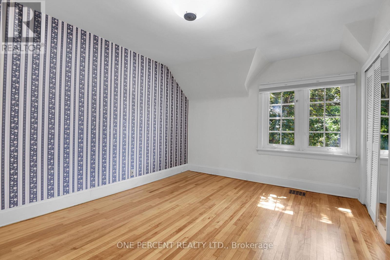 6 Bed, 2 Bath House for Sale in Ottawa – 705 PARKDALE AVENUE, Ottawa – MLS# X13525992 - Image 21