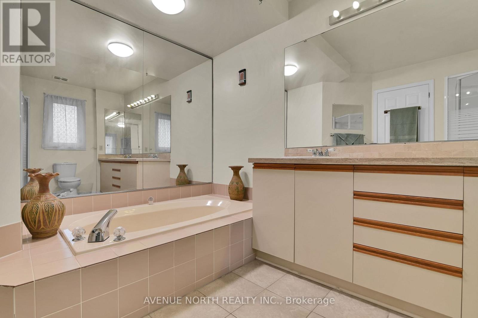 48 HACKETT STREET - 20