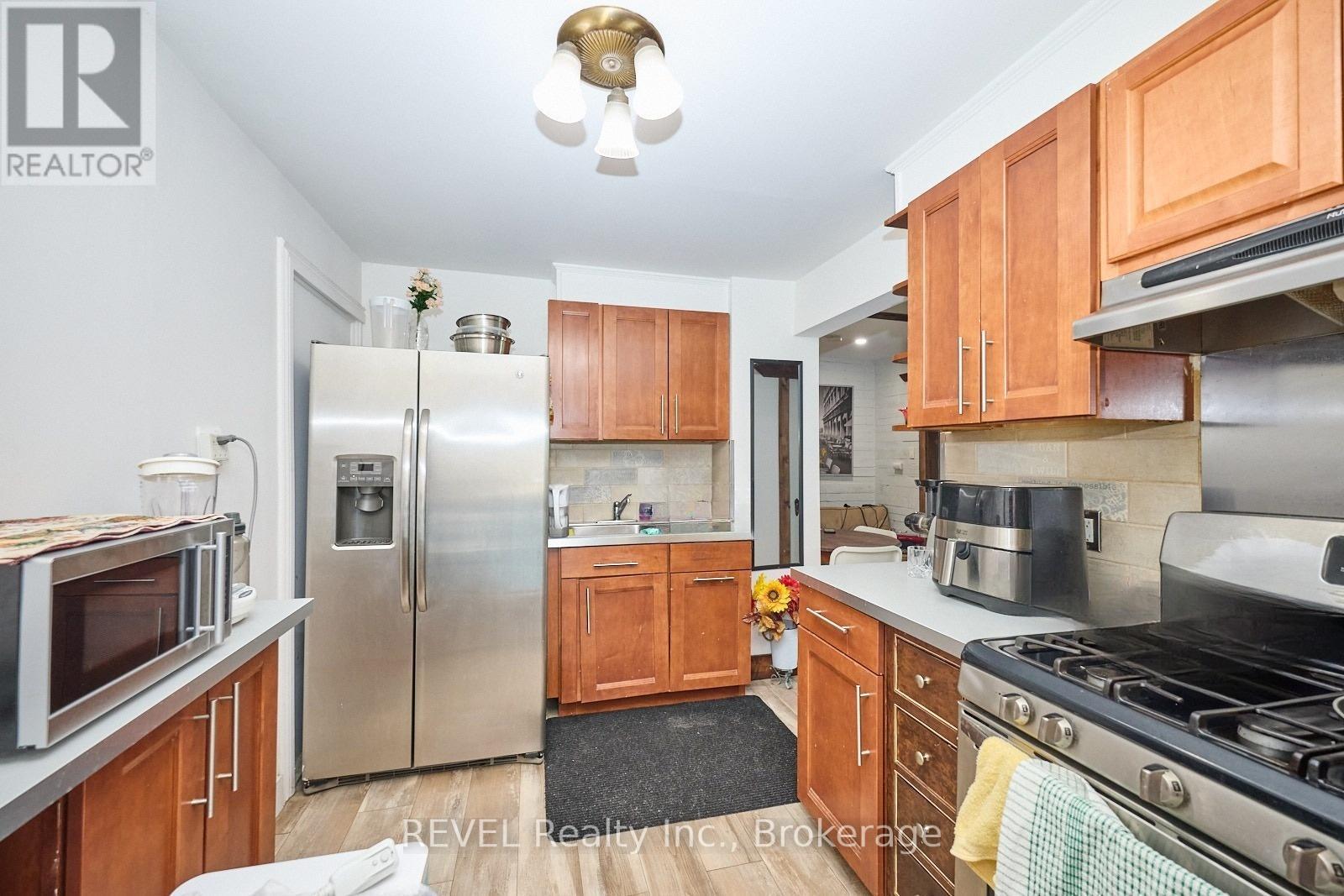 50 WELLAND AVENUE - 4