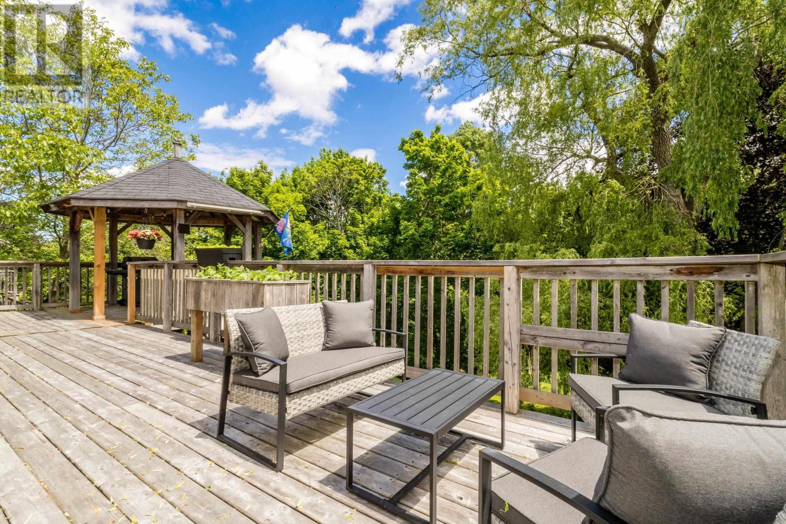 15 Grandview Drive - 36