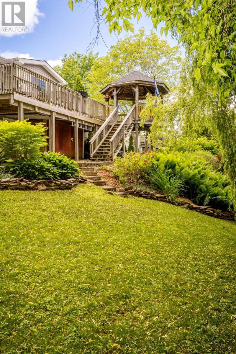 15 Grandview Drive - 43