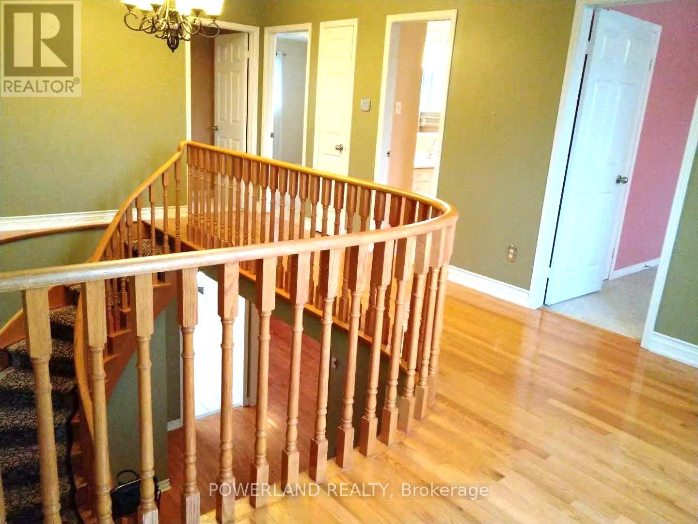 816 HOLLANDER ROAD - 21