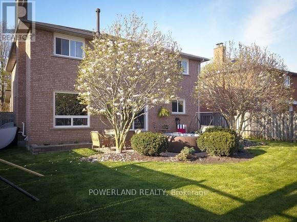 816 HOLLANDER ROAD - 28
