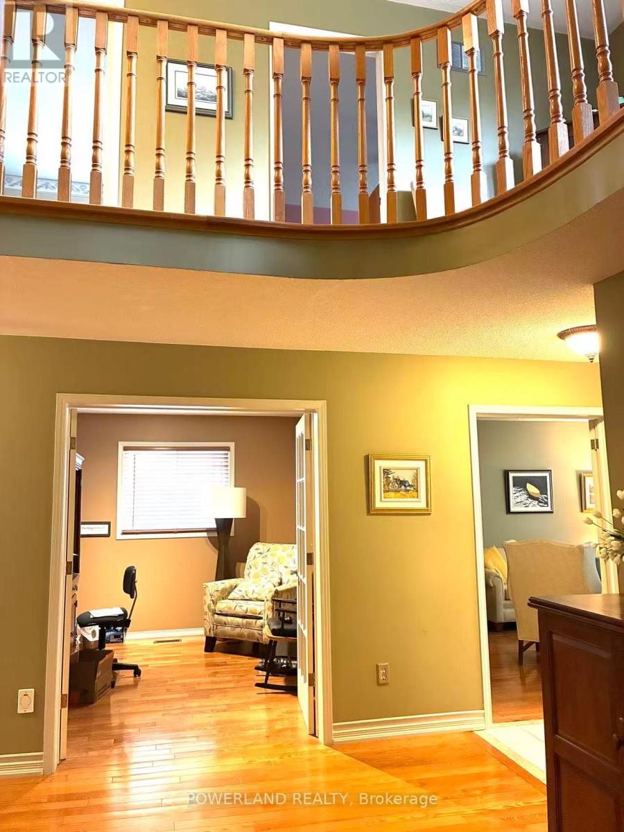 816 HOLLANDER ROAD - 6