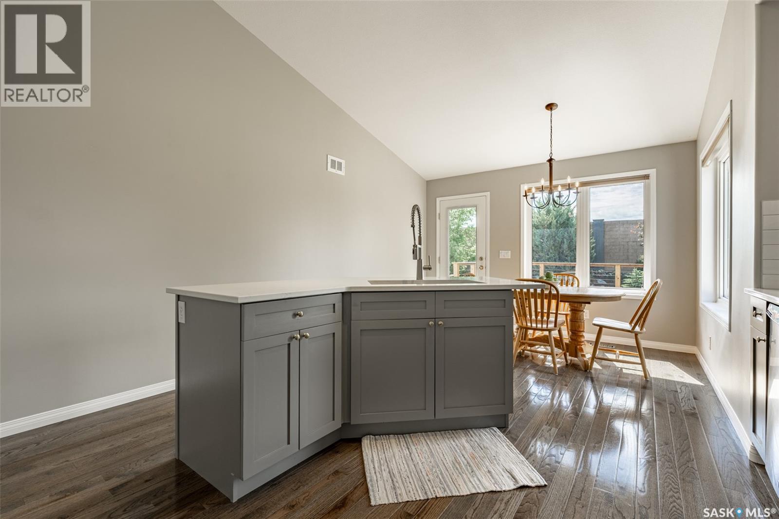 627 Budz CRESCENT — photo 12