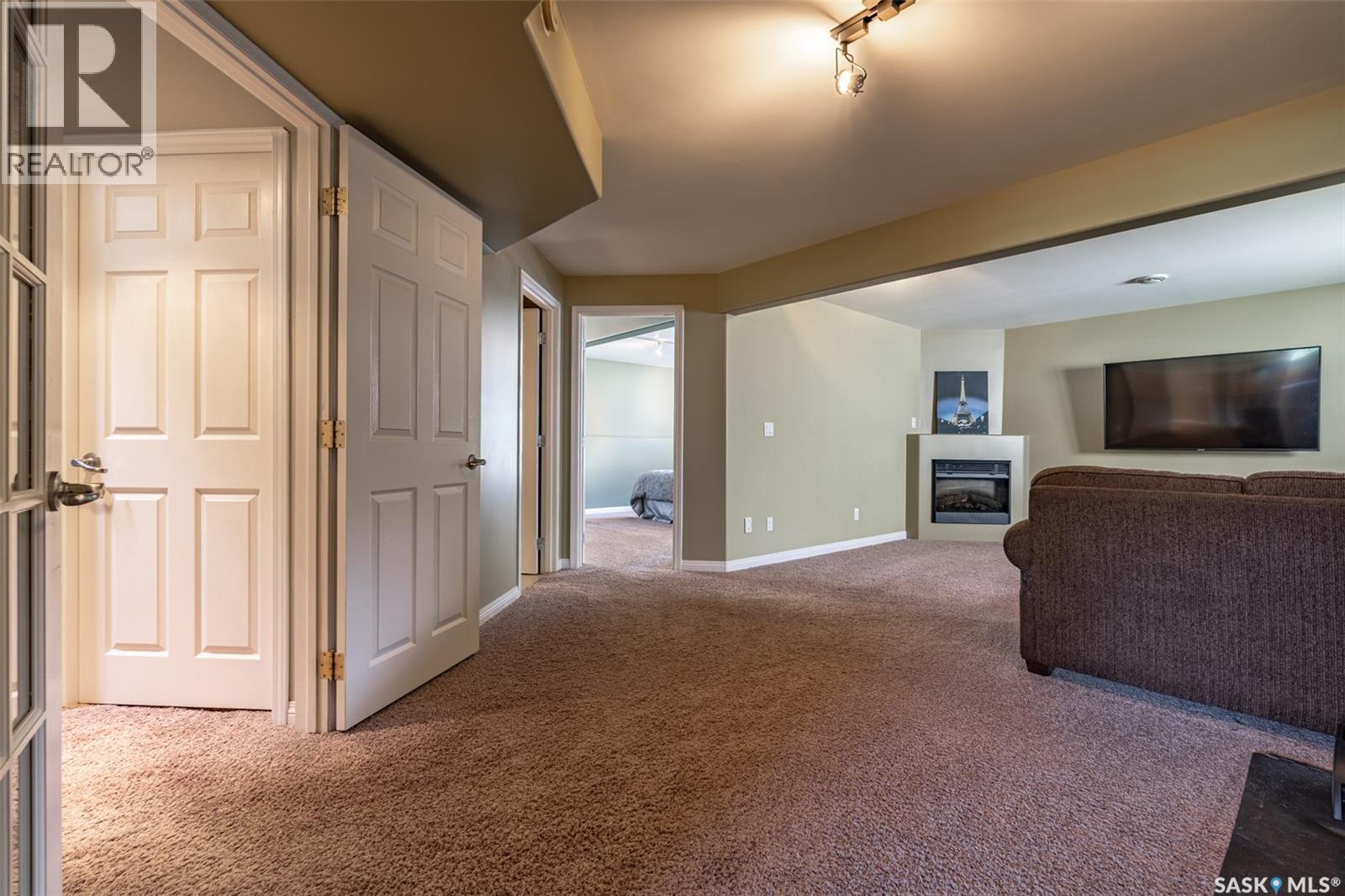 627 Budz CRESCENT — photo 31
