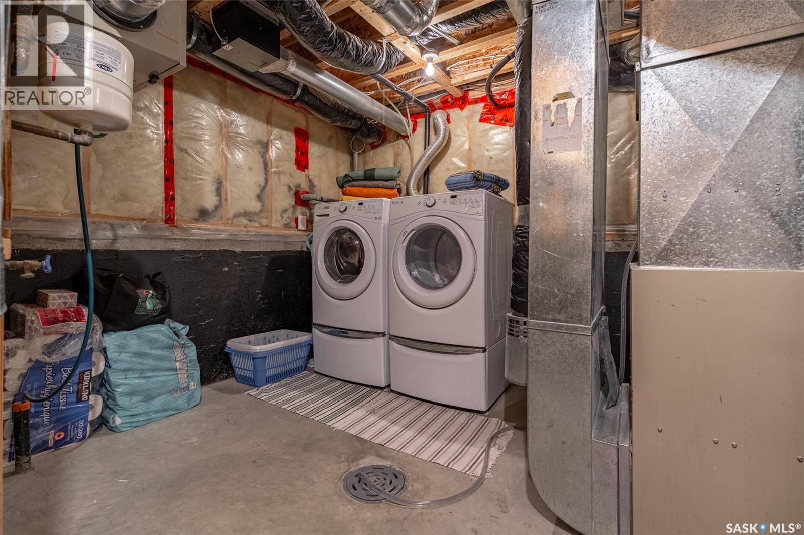 627 Budz CRESCENT — photo 35