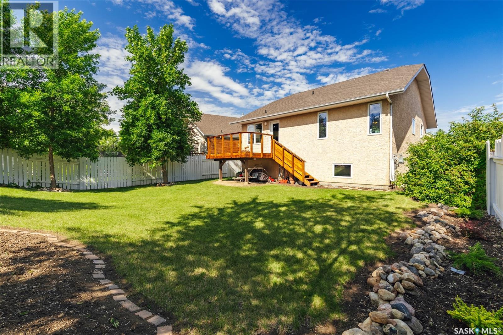 627 Budz CRESCENT — photo 37