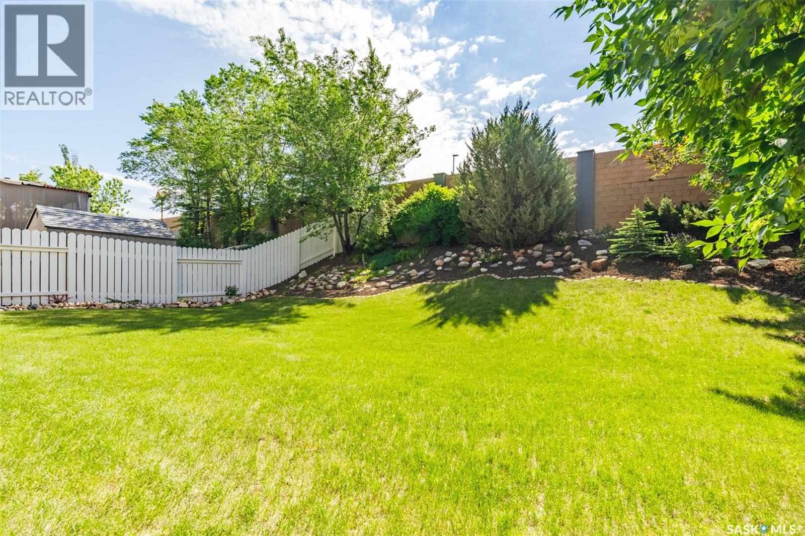 627 Budz CRESCENT — photo 38