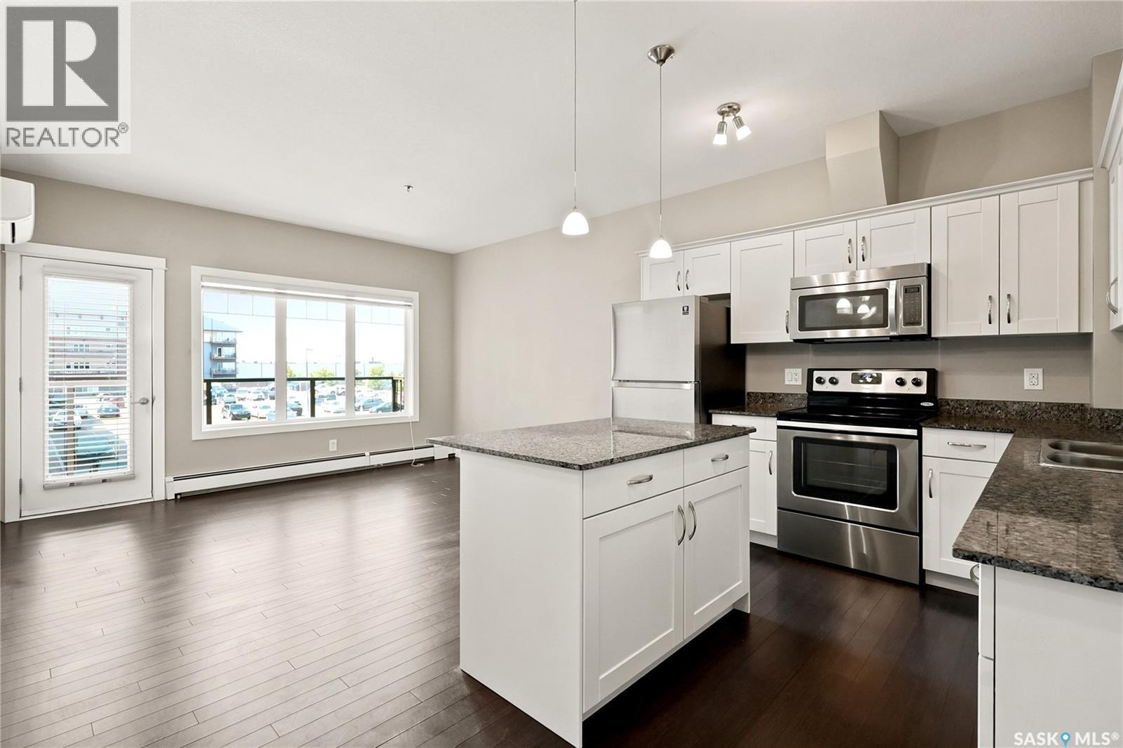 #203 702 Hart ROAD - 7