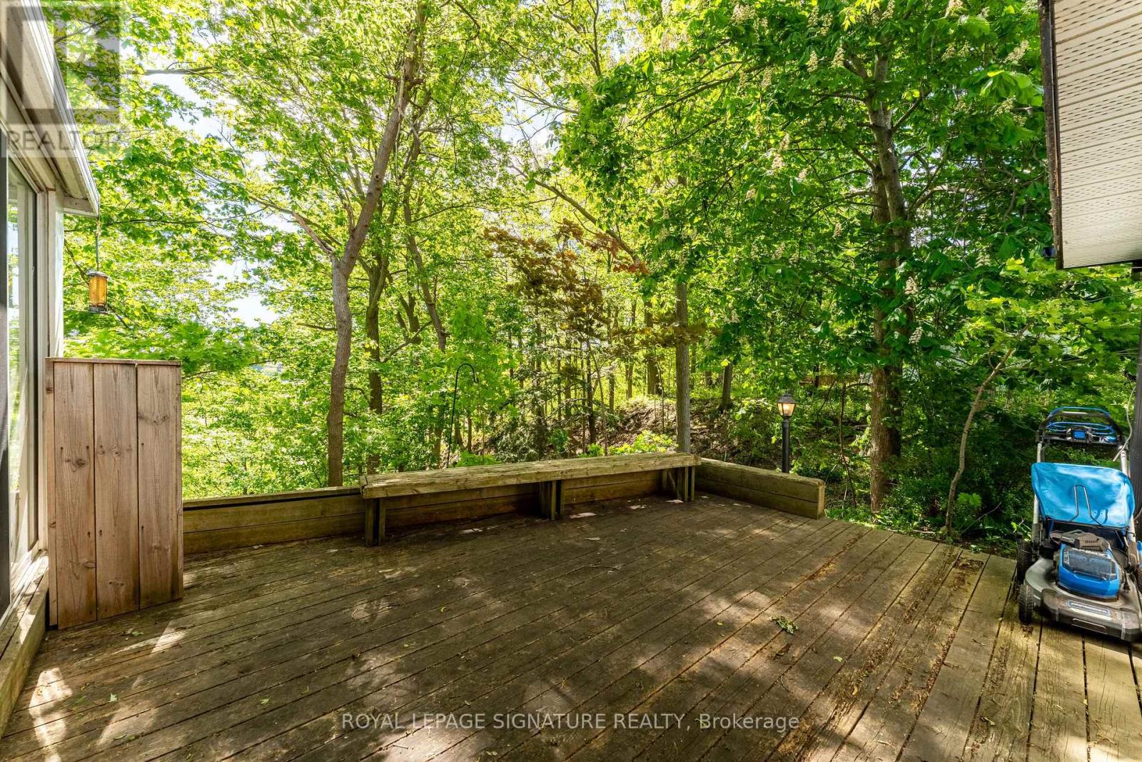 429 ROUGE HILLS DRIVE - 25