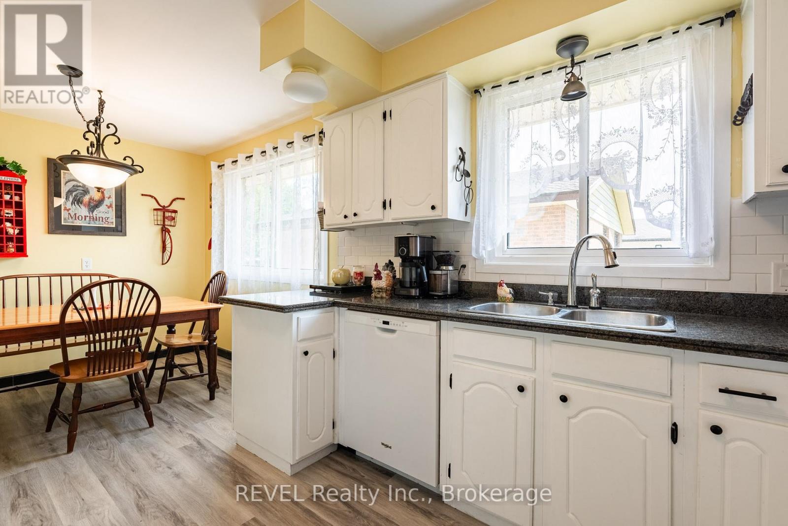 8257 POST ROAD - 11
