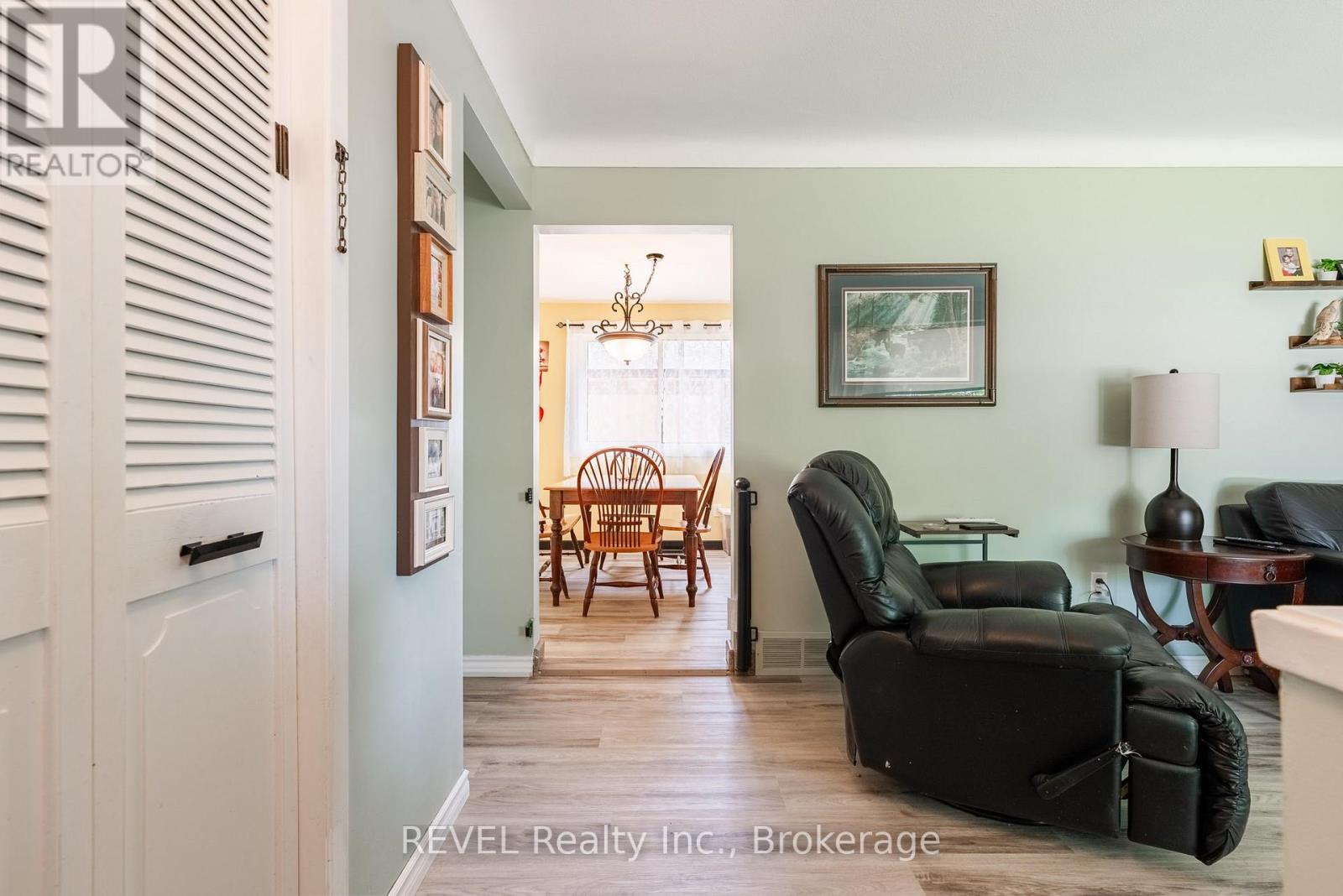 8257 POST ROAD - 14