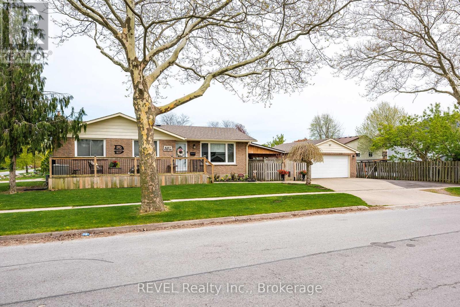 8257 POST ROAD - 32