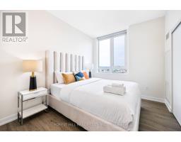 1009 - 2300 St. Clair Avenue W, Toronto, ON M6N0B3 Photo 23