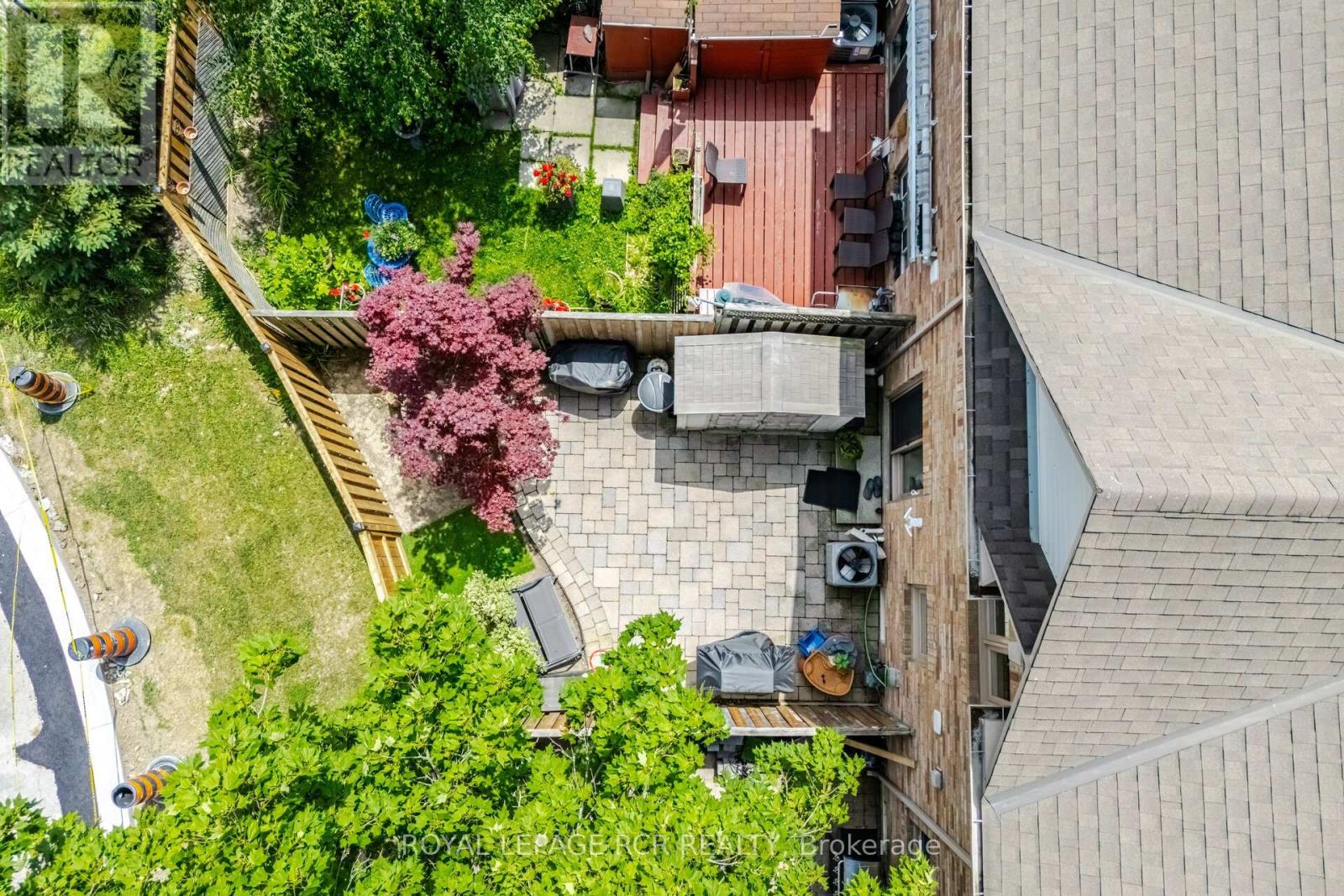 31 ALDERBROOK PLACE - 27
