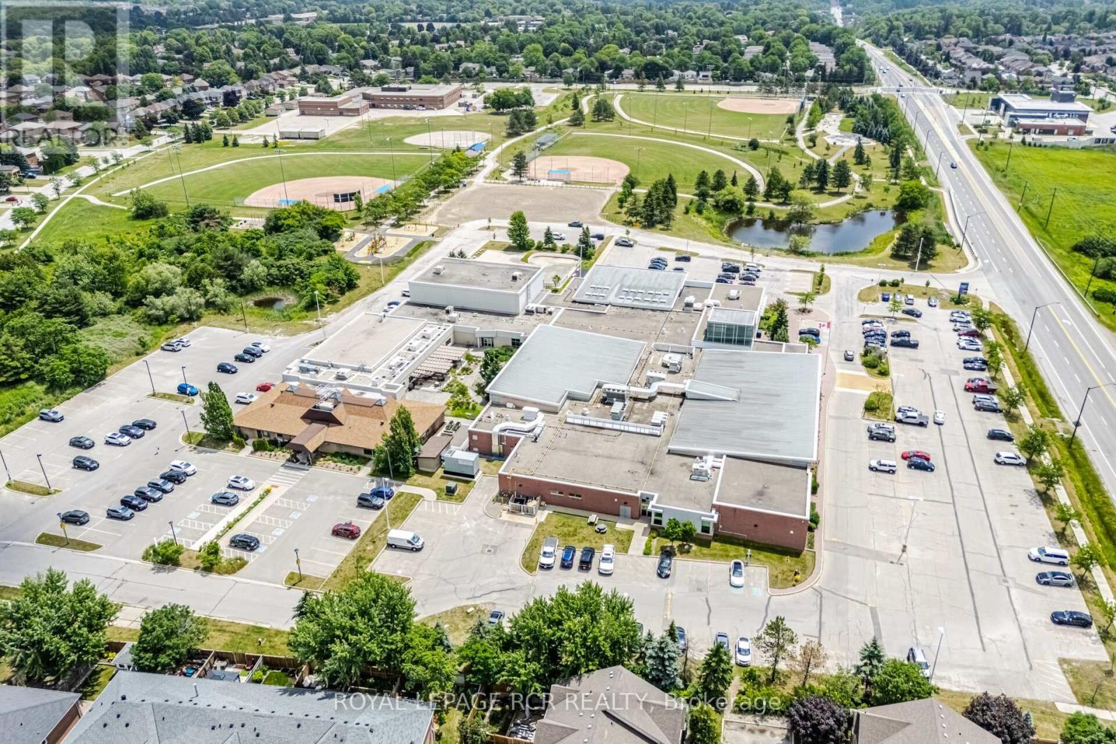31 ALDERBROOK PLACE - 32