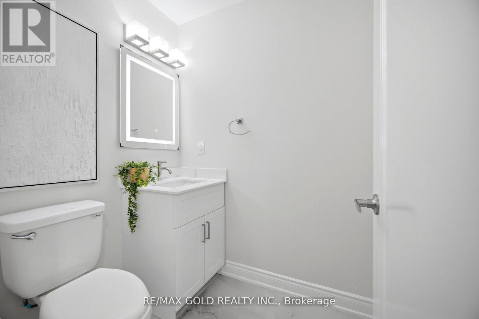 37 LORD SIMCOE DRIVE - 23