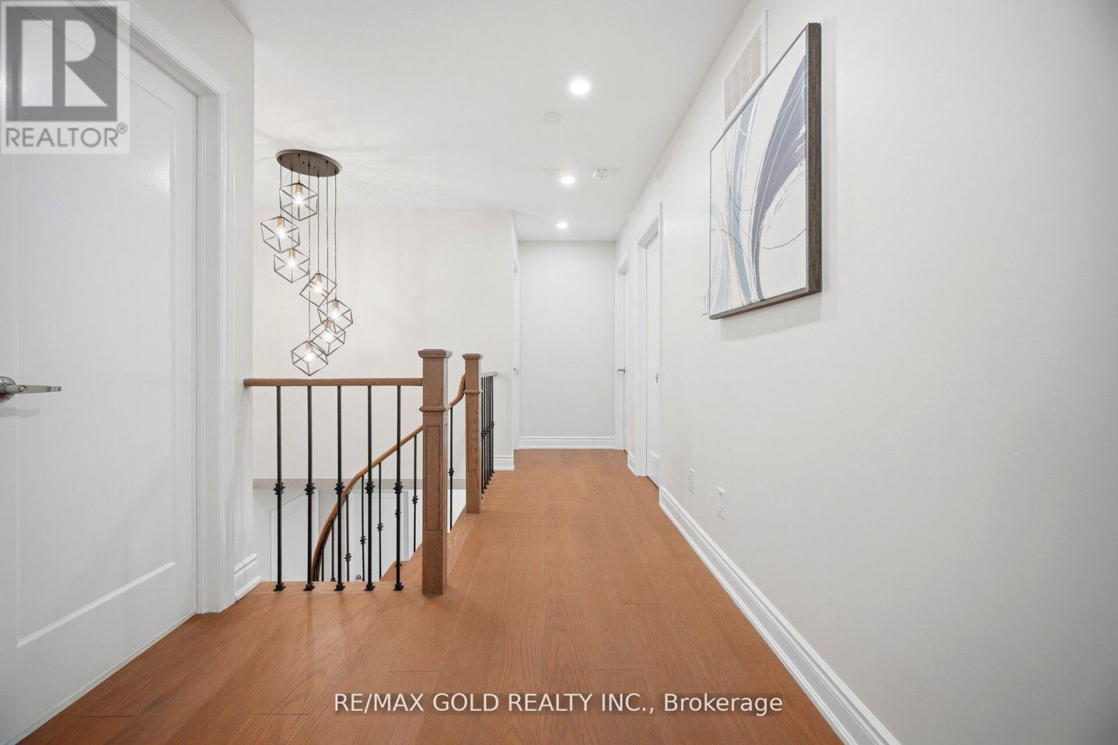 37 LORD SIMCOE DRIVE - 26