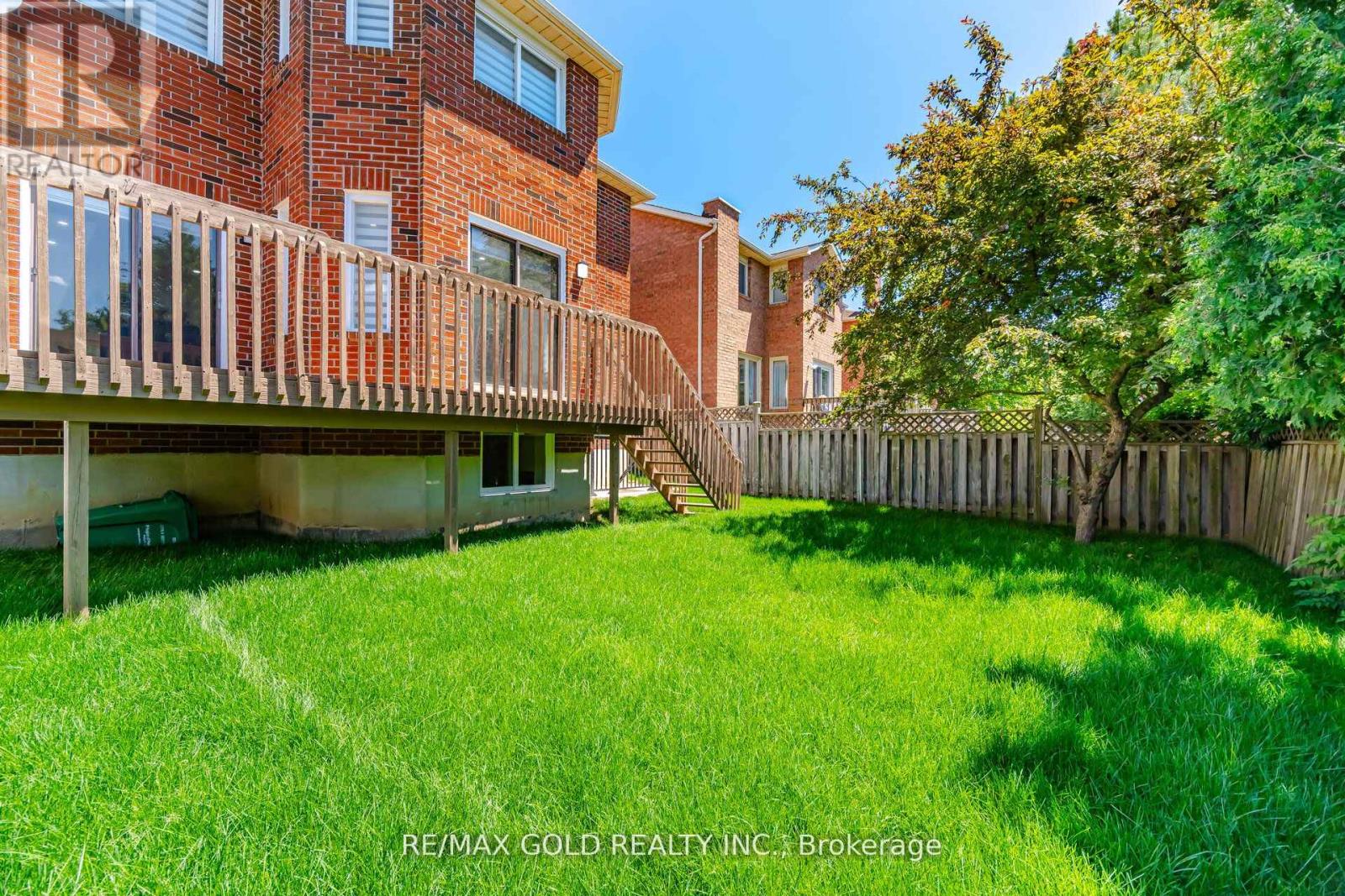 37 LORD SIMCOE DRIVE - 49