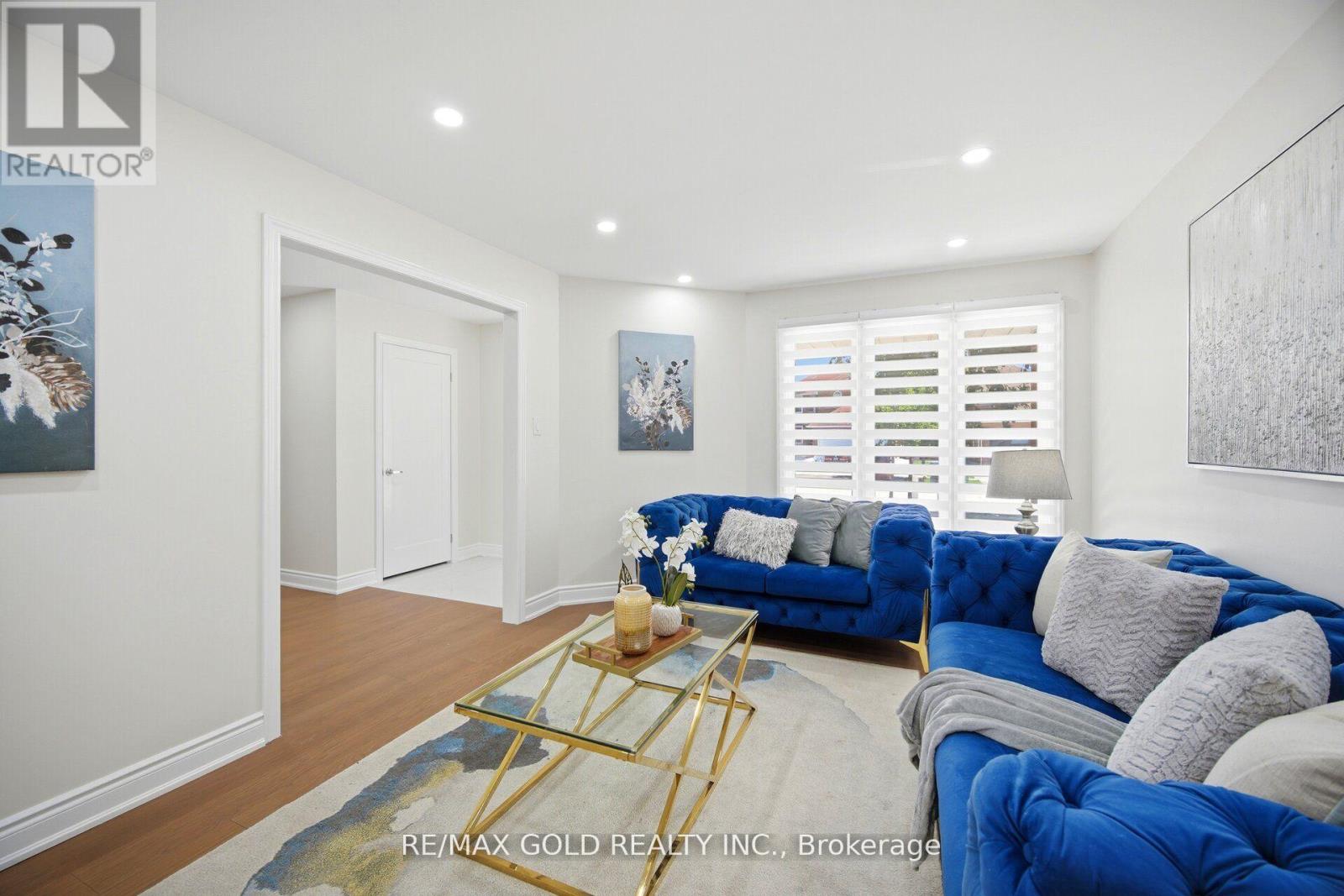 37 LORD SIMCOE DRIVE - 8