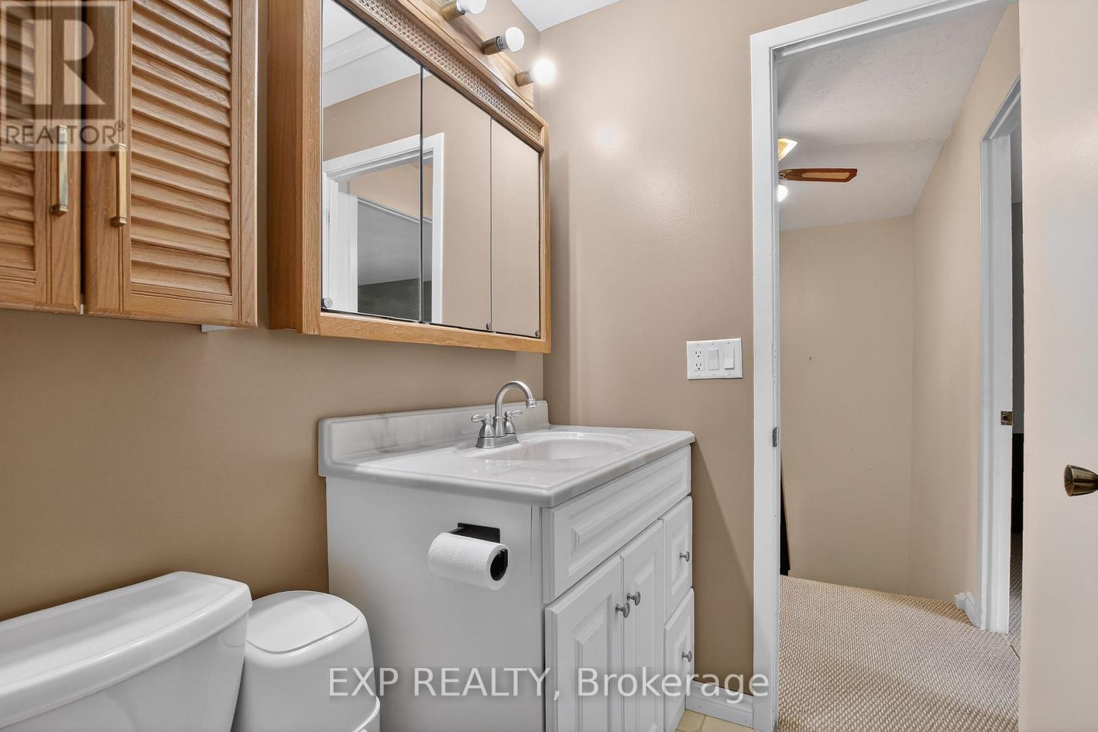 #70 42F BENLEA DRIVE - 19