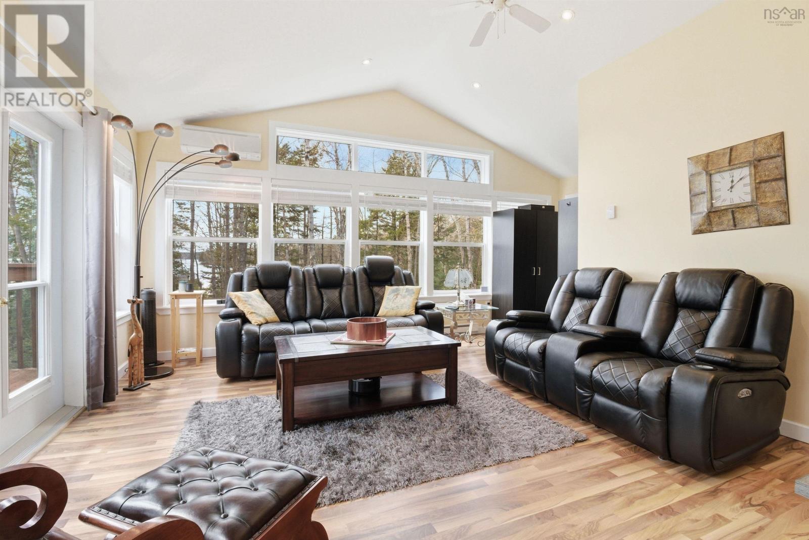 744 Pioneer Drive - 11