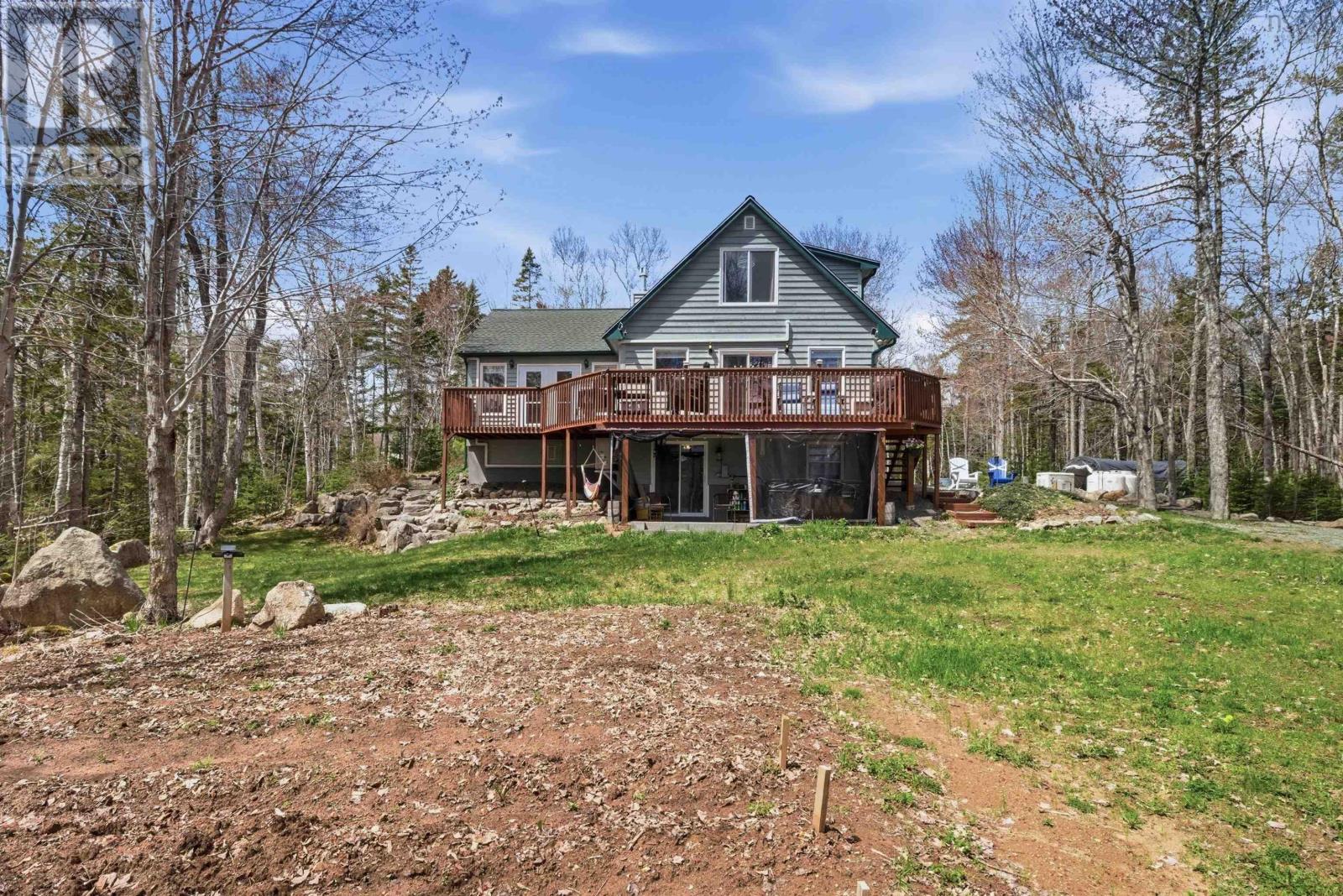 744 Pioneer Drive - 5