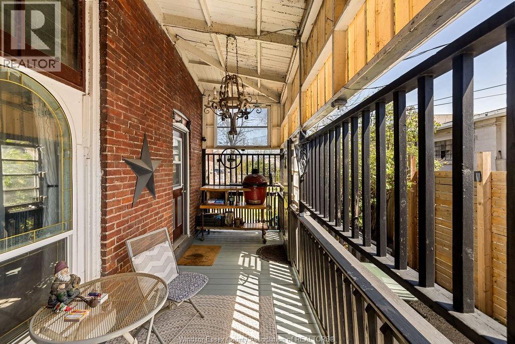 274 CRAWFORD AVENUE - 47