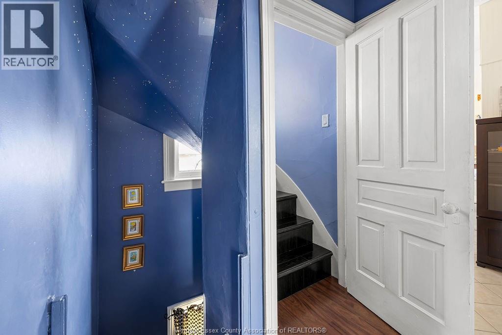 274 CRAWFORD AVENUE - 31