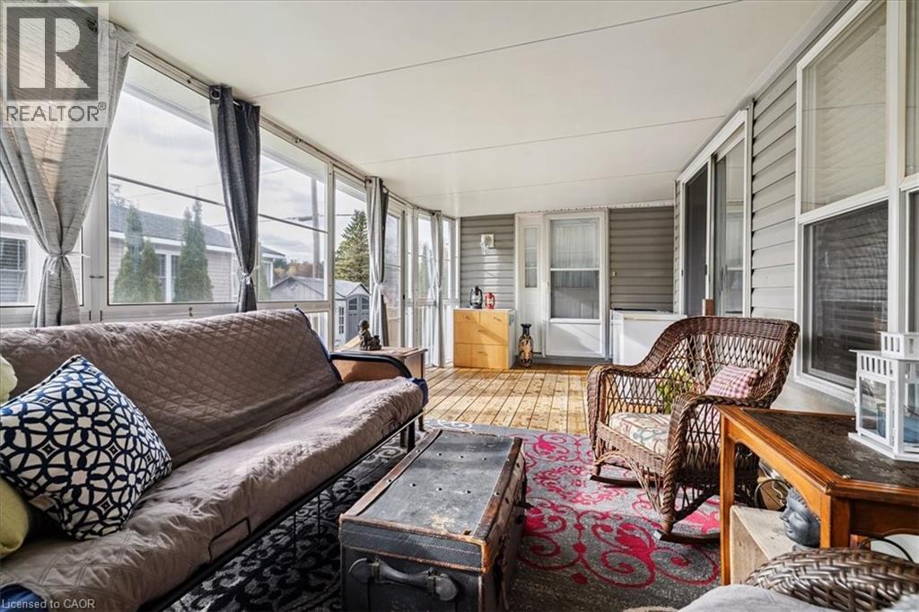 #13 SPRUCE 4449 MILBUROUGH Line - 11