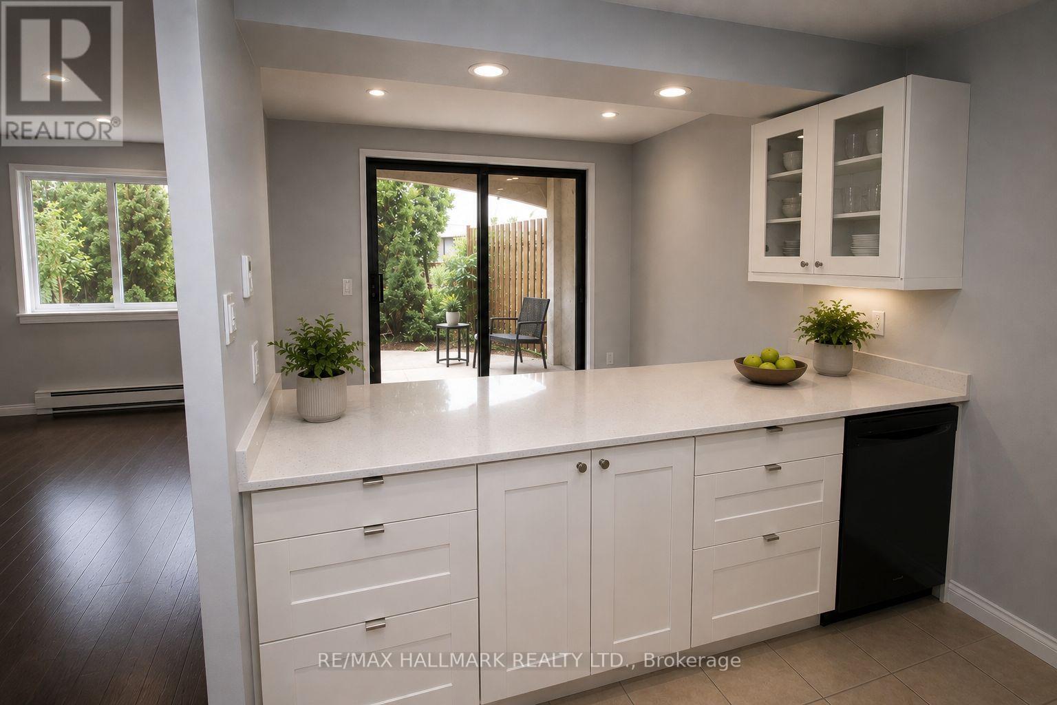 #40 1016 FALGARWOOD DRIVE - 8