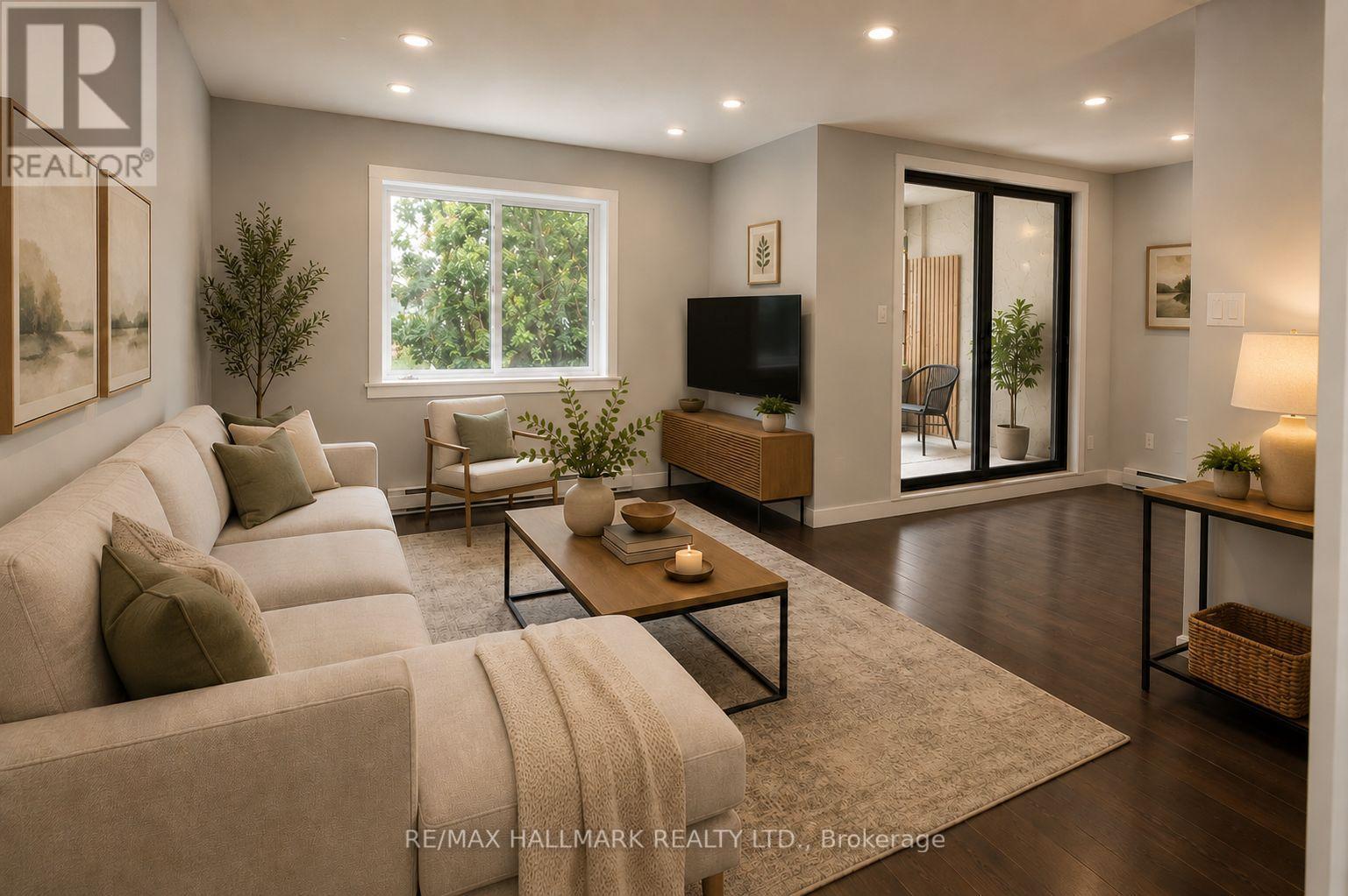 #40 1016 FALGARWOOD DRIVE - 4