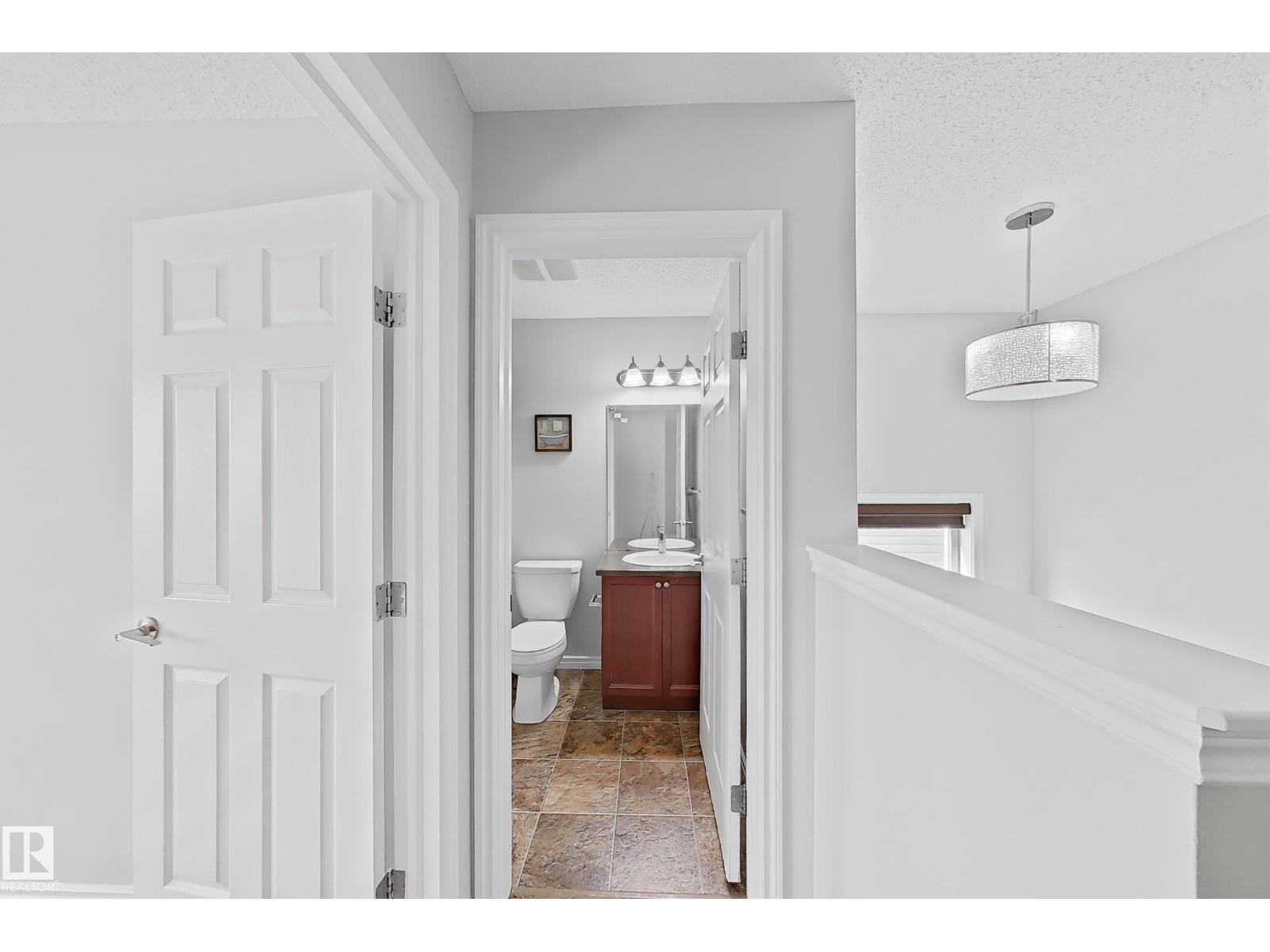 1806 28 ST NW NW - 17